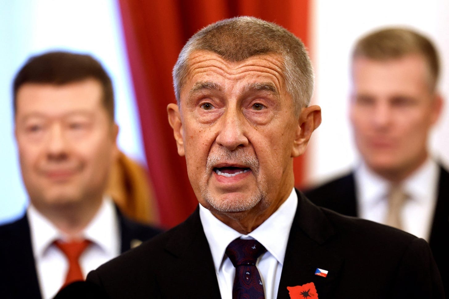 Czech cabinet resigns as election winner Babis closer to new government | Reuters Czech cabinet resigns as election winner Babis closer to new government | Reuters